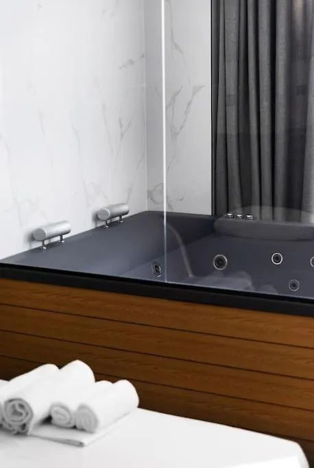 Luxury Skg Living Apartment Salonic